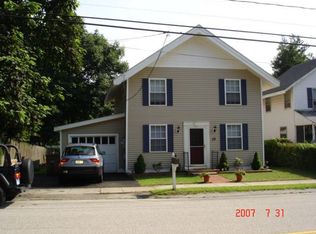 38 Crescent Ave, Niantic, CT 06357