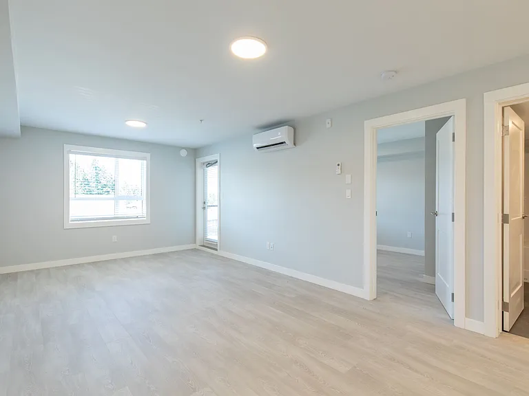 300 Government St — Photo 21