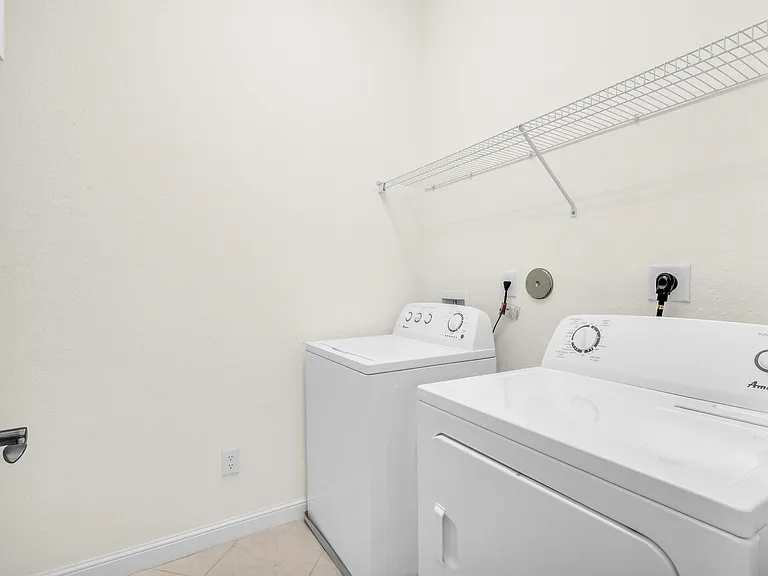 669 Pacific Grove Dr #2 — Photo 19