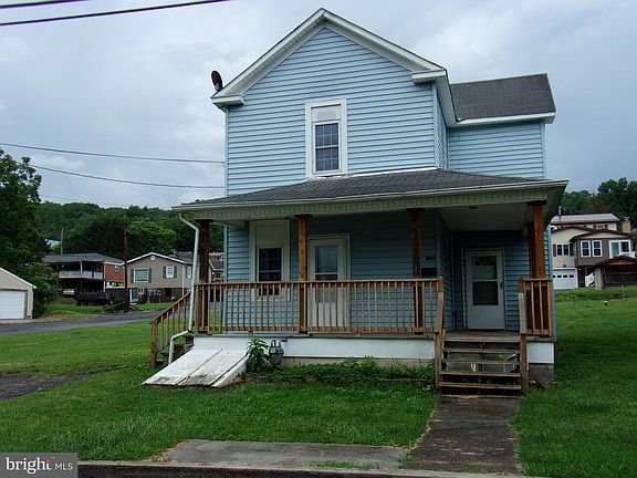 2nd image of 126 Green St