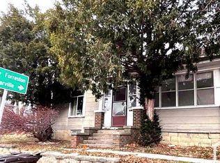 720 W Galena Ave #1, Freeport, IL 61032