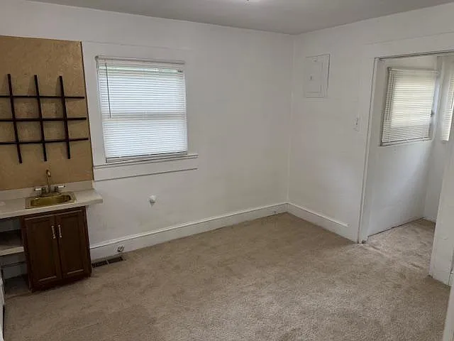 1055 Ebenezer Avenue Ext — Photo 17