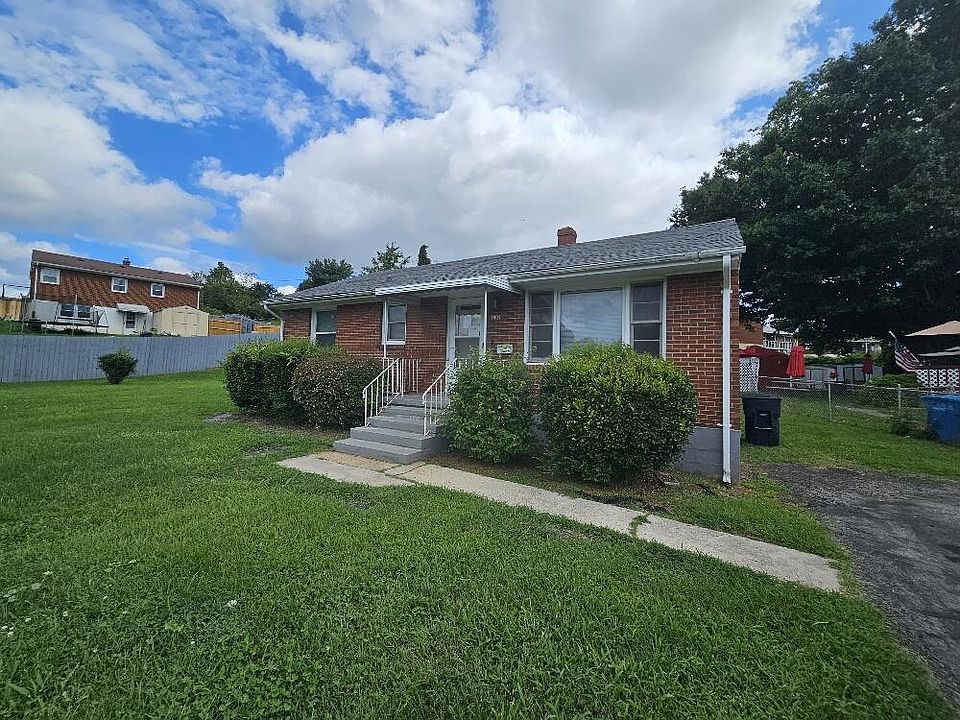 1st image of 1601 Cove Rd NW