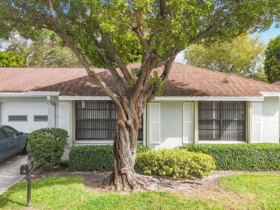 1st image of 9780 Pecan Tree Dr APT B