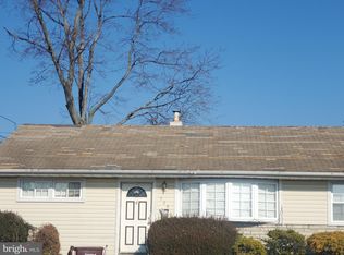 529 Polk St, Riverside, NJ 08075