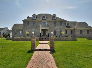 2 Wheatsheaf Ct, Plainsboro, NJ 08536