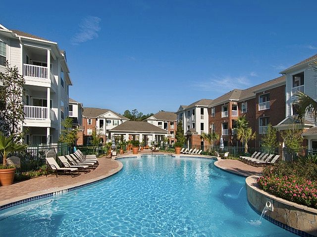 1st image of 3720 College Park Dr