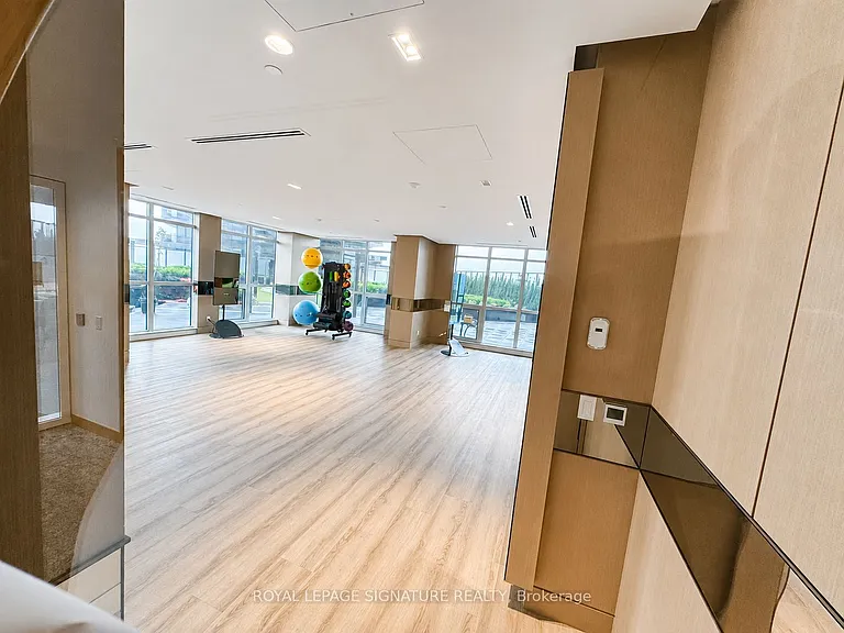 18 Esther Shiner Blvd #2302 — Photo 24