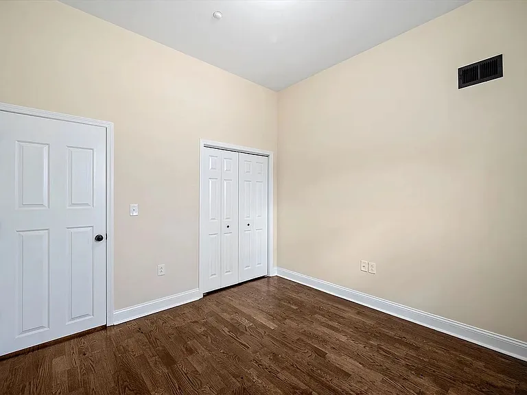 1315 N 19th St — Photo 14