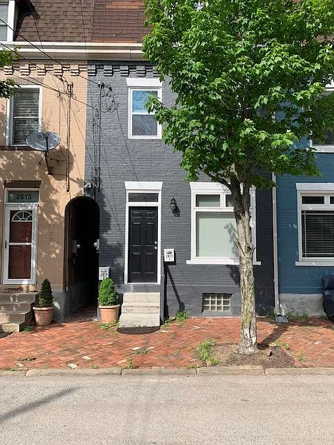2817 Jane St #1 photo 1
