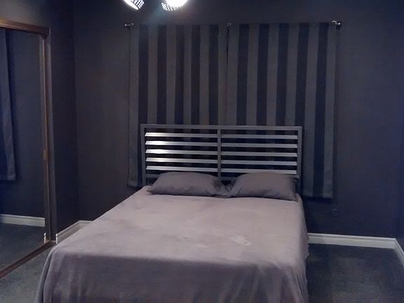 2nd image of 2319 Curlew St Unit 1