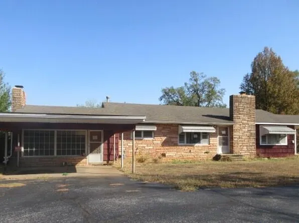 1505 E St SW, Miami, OK 74354