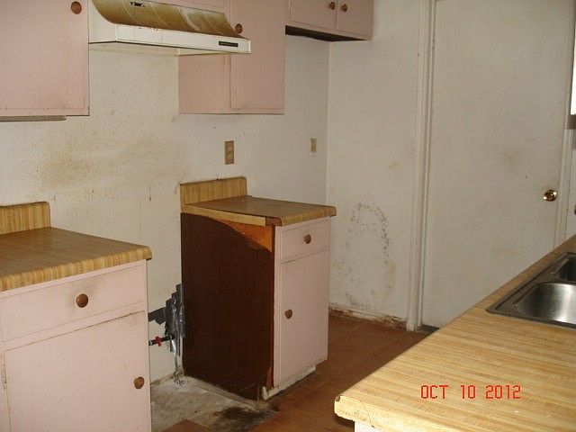 2nd image of 13310 Morewood Ct