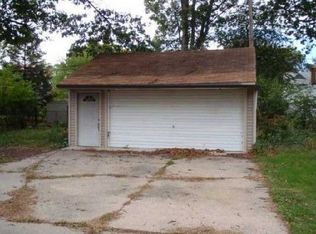 23481 Rensselaer St, Oak Park, MI 48237