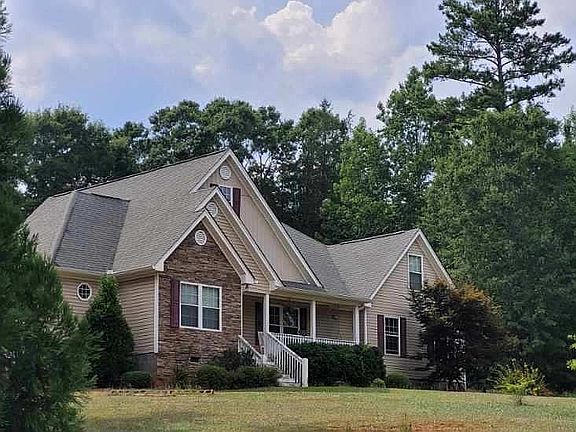 2nd image of 517 Fambrough Dr