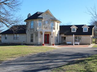 617 Averett Rd, Kennedale, TX 76060