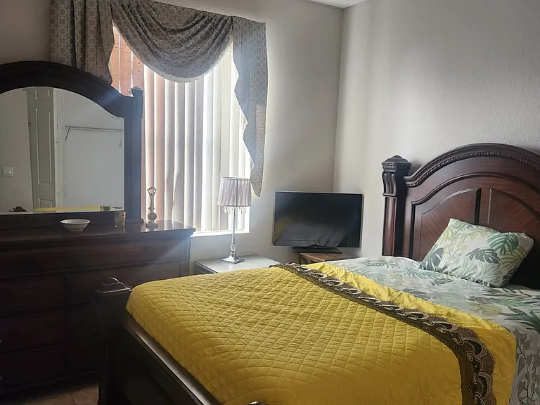 271 Gazetta Way — Photo 9