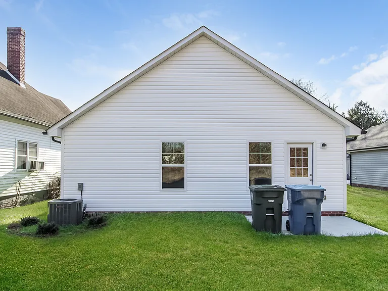209 Partee St — Photo 15