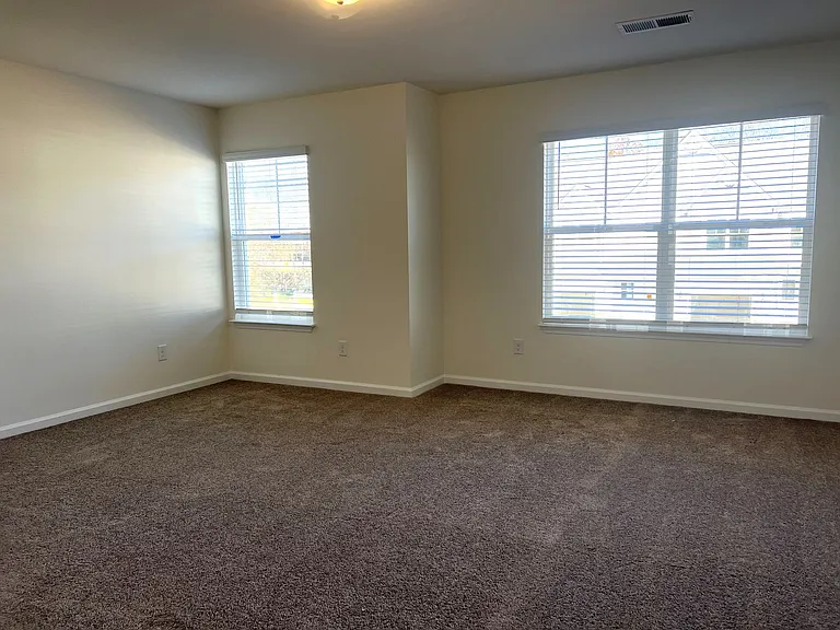 128 Arbor Trl — Photo 36