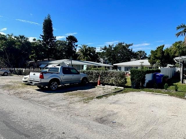 1st image of 23 NE 19th Ave