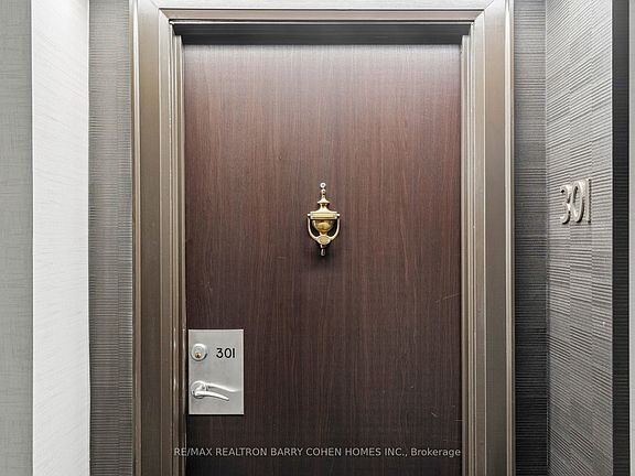2nd image of 360 Bloor St E #301
