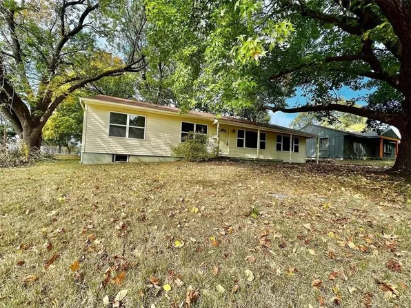 4524 Claremont Ave, Kansas City, MO 64133