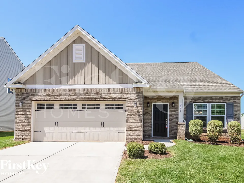 2448 Moss Grove Xing