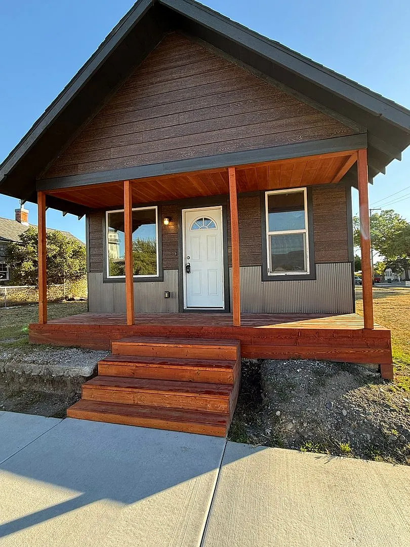 104 N K St, Livingston MT 59047 — Photo 1