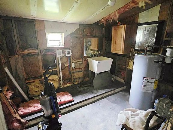 14th image of 345 Mary Branch Rd