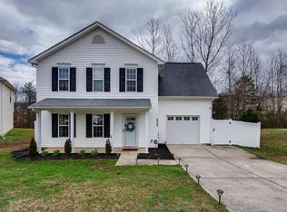 6415 Wedron Ct, Charlotte, NC 28216