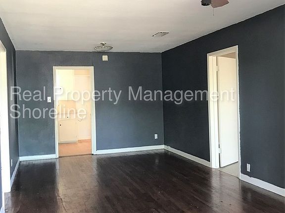 2nd image of 337 N Naylor Cir