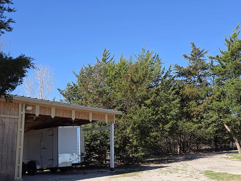Oak Creek Dr — Photo 43