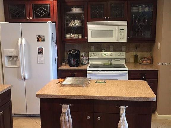 4th image of 15215 Amberly Dr APT 902