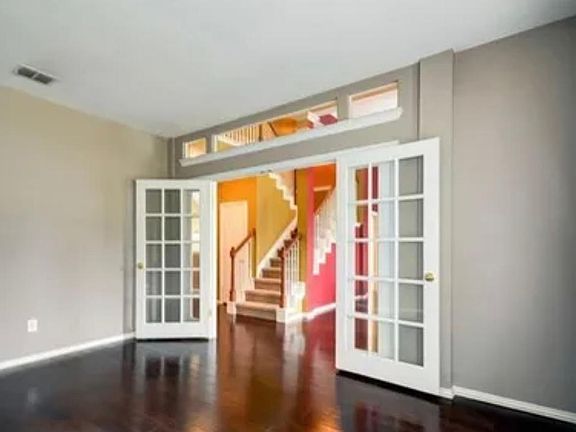 3rd image of 2978 Marlow Ln
