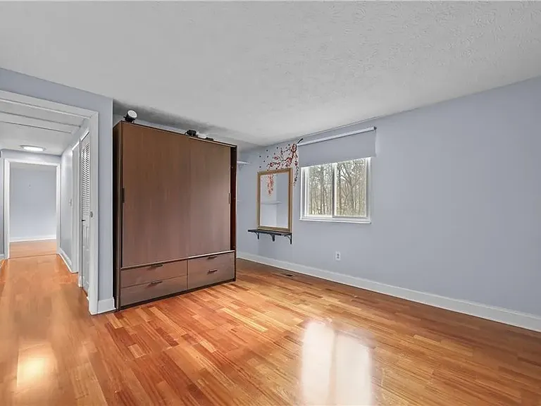 4608 Rosemear Ct — Photo 18