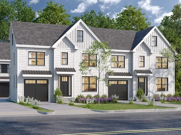 10 Webber Ave #4D, Bedford, MA 01730