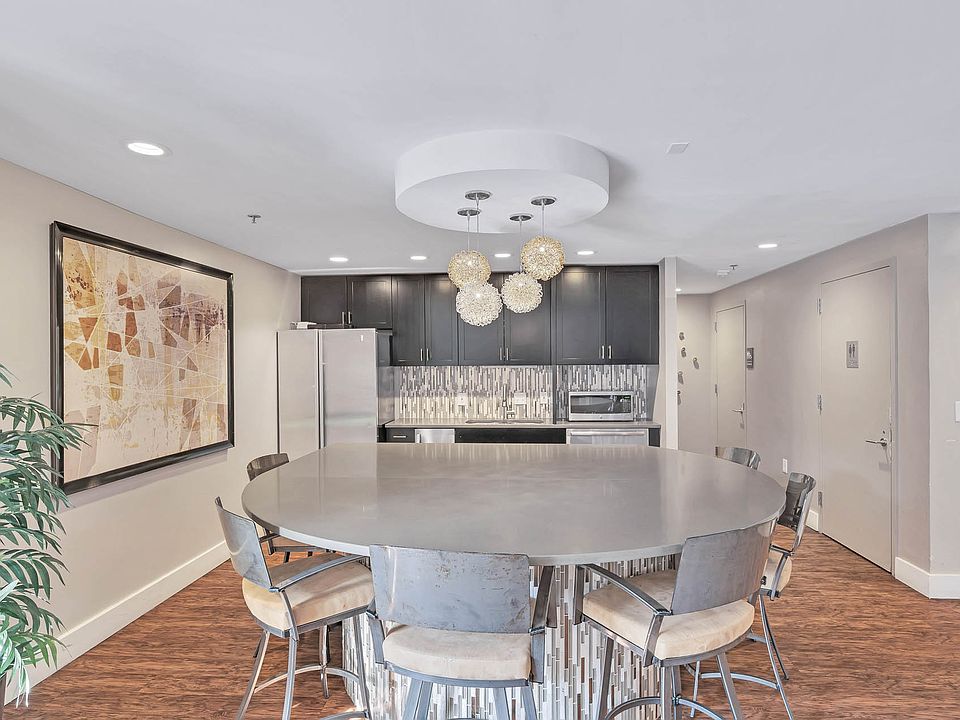 1st image of 3001 Park Center Dr #301008