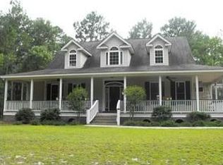 915 Dallas Ln, Walterboro, SC 29488