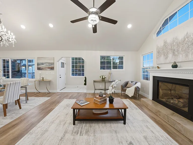 3426 Pierson St — Photo 40