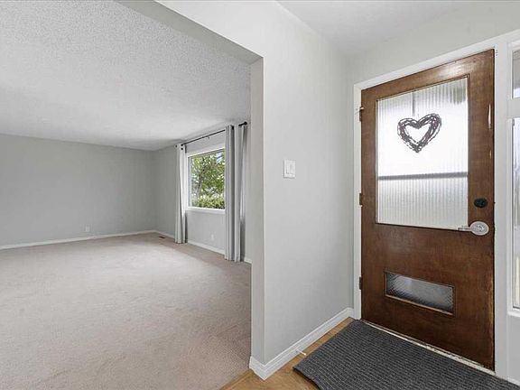 3rd image of 4408 S 8th Ave SW