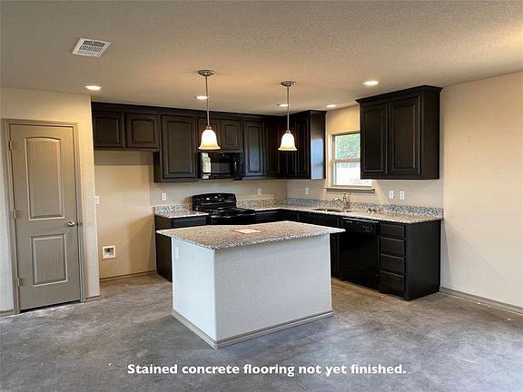 4th image of 155 Brazos Valley Ln