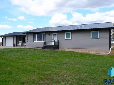 29146 Us Highway 81, Menno, SD, 57045