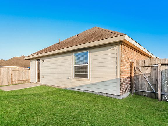 5th image of 881 Canton Grass Ln