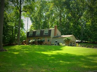 2 Fox Hill Dr, Warren, NJ 07059