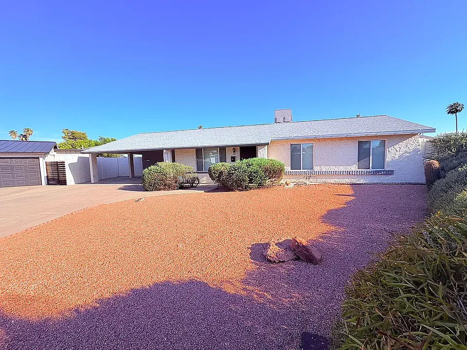 12016 N 34th Pl