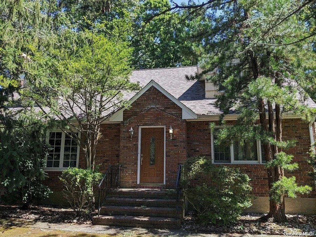 103 Eatons Neck Road photo 1