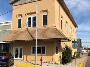 124 S Main St, Canton, SD 57013