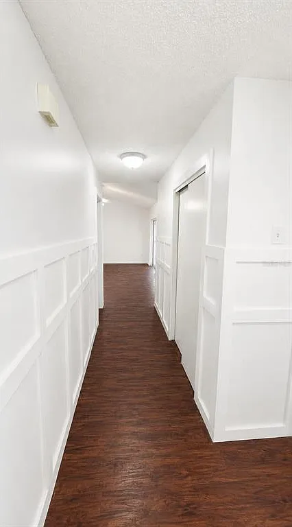 3 bed, 2.0 bath, 1718 sqft, $2,650 — Photo 3