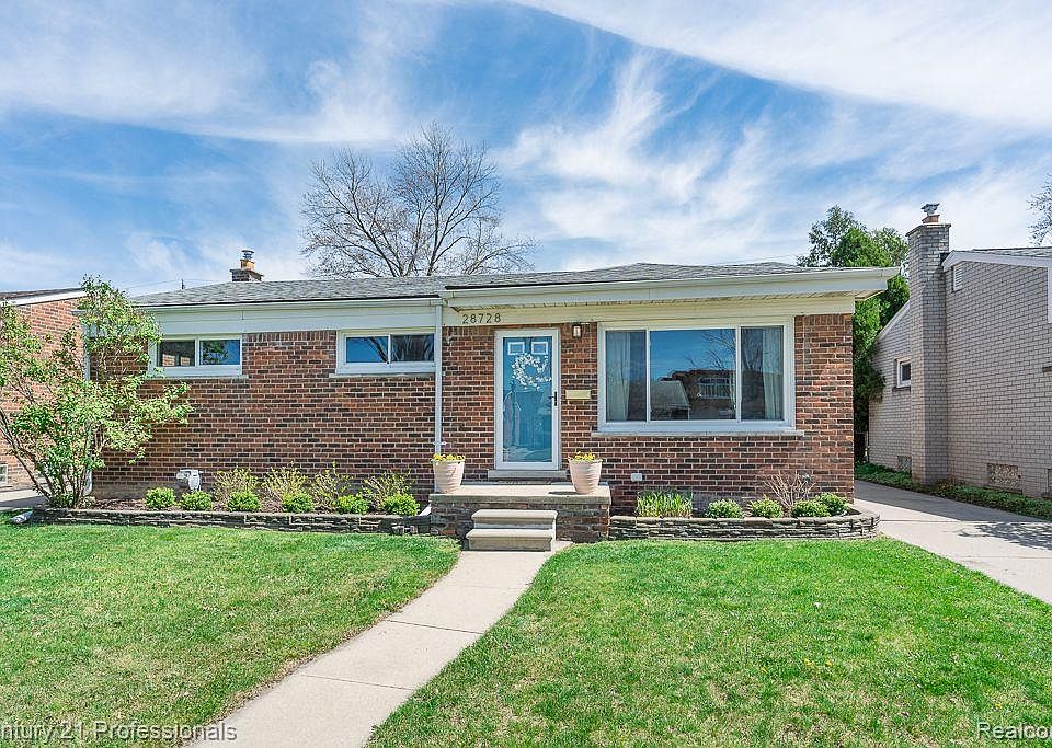 1st image of 28728 Edward Ave
