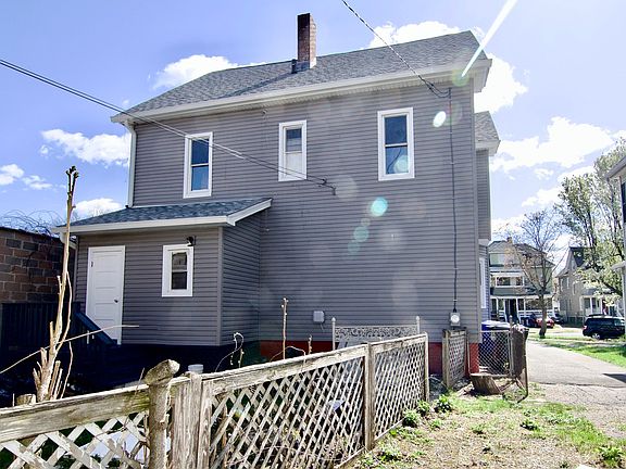 3rd image of 74 Kenwood Park